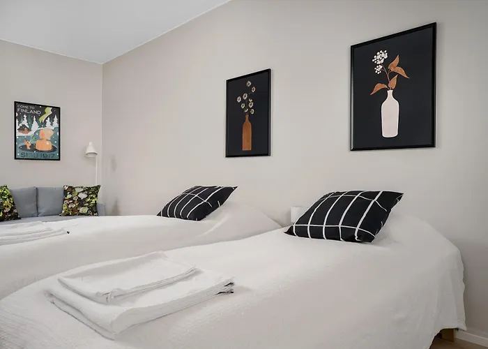 Arctic Heart - Modern Design *