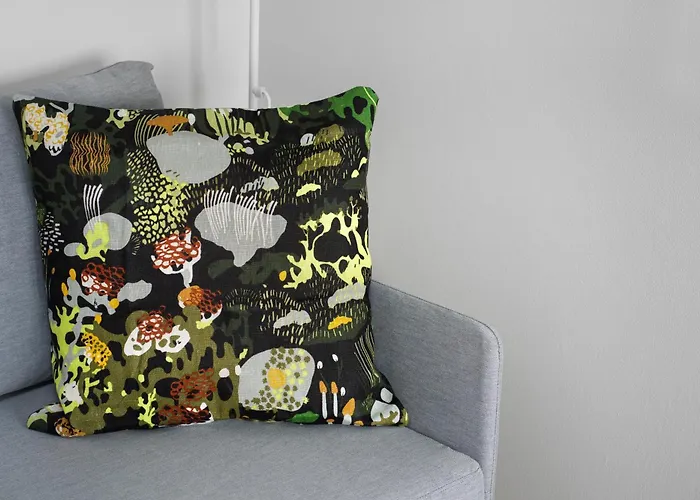 Arctic Heart - Modern Design *